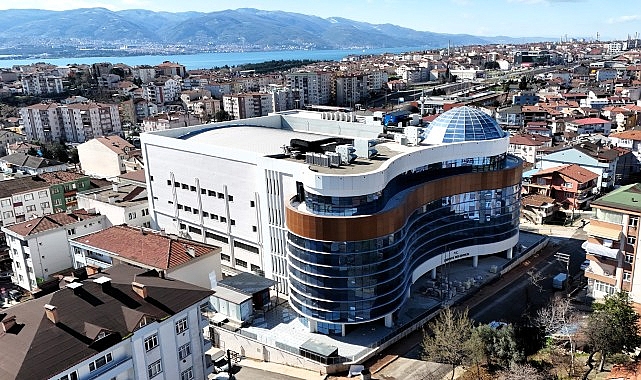 Kocaeli Büyükşehir Belediyesi, Derince’de yarım kalan Anadolu Kültür Sanat ve Kongre