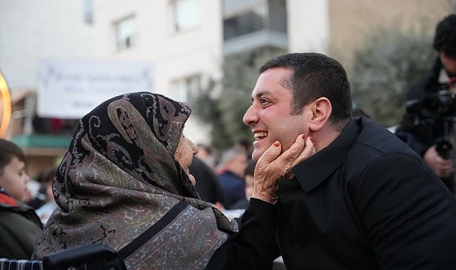 Torbalı Belediyesi Ramazan ayının ilk toplu iftar organizasyonunu Muratbey Mahallesi