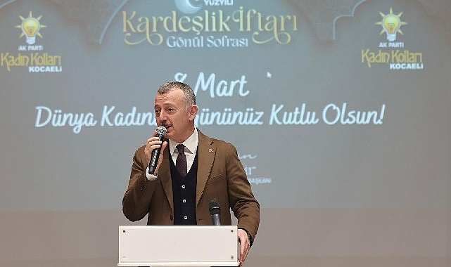 AK Parti İl Kadın Kolları’nın “Kardeşlik İftarı Gönül Sofrası” partili