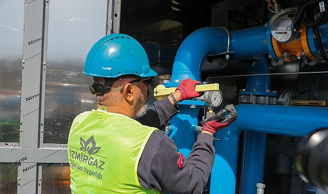 Aliağa Belediyesi’nin çevre mahallelere yönelik doğalgaz yatırımları hız kesmeden devam