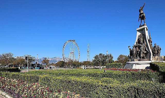 Antalya Büyükşehir Belediyesi, Antalya’yı baharın renkleriyle buluşturmaya hazırlanıyor. Belediyenin kendi