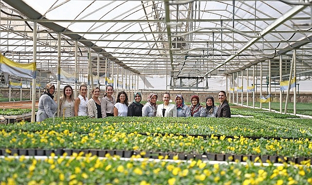 Emeği, bilgisi, üretkenliği, azmi, sevgi dolu yürekleri ve fedakarlıklarıyla yaşamı