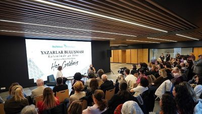 Kırk yılı aşkın süredir kaleme aldığı eserlerle Türk edebiyatında derin