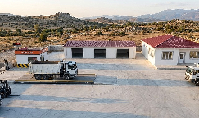 Ayvalık Belediye Başkanı Mesut Ergin, Ayvalık’ta çevre bilincini artırmak ve