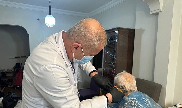 Bakırköy Belediyesi, Ramazan Bayramı öncesinde evinden çıkmakta zorlanan vatandaşlar için