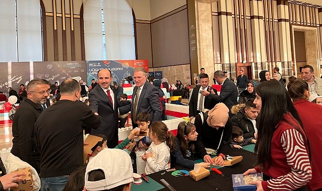 Konya Büyükşehir Belediye Başkanı Uğur İbrahim Altay, Konya Bilim Merkezi’nin