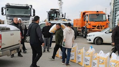 Konya Büyükşehir Belediyesi, kuraklığa karşı dayanıklı alternatif ürünleri yaygınlaştırmak amacıyla