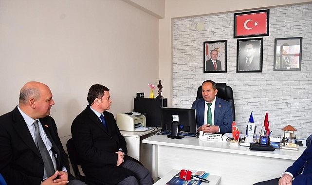 Osmangazi’de yaşayan vatandaşların istek ve taleplerini dinleyerek çözüm önerileri sunmak