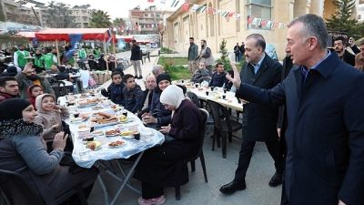 Kocaeli Büyükşehir Belediye Başkanı Tahir Büyükakın, yayımladığı mesajla İslam Âlemi’nin