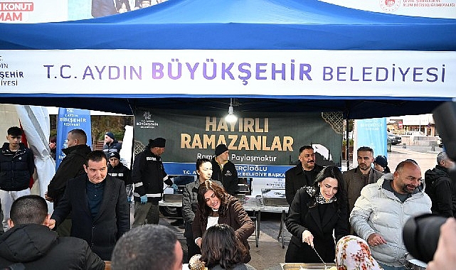 Aydın Büyükşehir Belediyesi, kentin dört bir yanında düzenlediği iftar programlarına