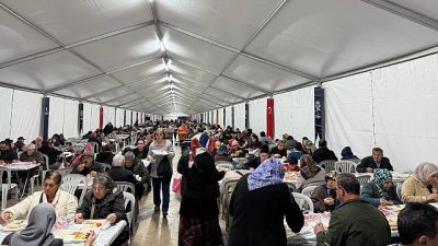 Her yıl olduğu gibi bu yıl da vatandaşları iftar sofralarında