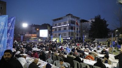 Her yıl olduğu gibi bu yıl da vatandaşları iftar sofralarında