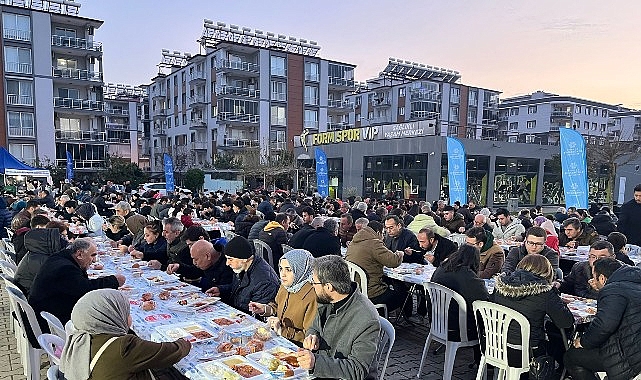 Her yıl olduğu gibi bu yıl da vatandaşları iftar sofralarında