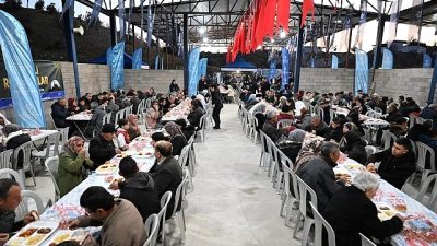 Aydın Büyükşehir Belediyesi tarafından Ramazan ayı nedeniyle kentin farklı noktalarında