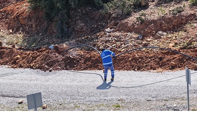 Çerçioğlu, altyapı yatırımlarını kent genelinde aralıksız sürdürüyor.