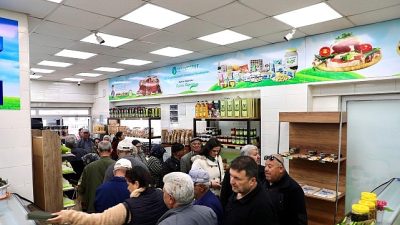 Çerçioğlu, hayata geçirdiği sosyal belediyecilik uygulamalarıyla vatandaşların yanında olmaya devam