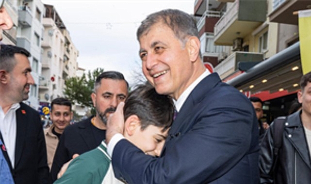 İzmir Büyükşehir Belediye Başkanı Dr. Cemil Tugay, Buca'da düzenlenen iftar