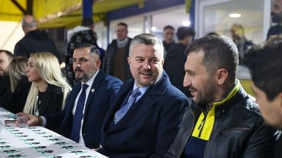 Buca Belediye Başkanı Mimar Görkem Duman, taksici esnafı ve Buca