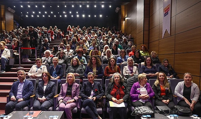 Maltepe Belediyesi, 8 Mart Dünya Emekçi Kadınlar Günü kapsamında panelden