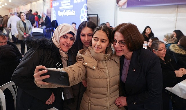 Maltepe Belediyesi tarafından Cumhuriyet Meydanı’nda kurulan iftar çadırı, Ramazan ayı