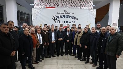 Keçiören Belediye Başkanı Dr. Mesut Özarslan, Mevlana Kültür Merkezi’nde düzenlenen iftar