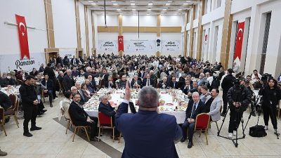Keçiören Belediye Başkanı Dr. Mesut Özarslan, Mevlana Kültür Merkezi’nde düzenlenen