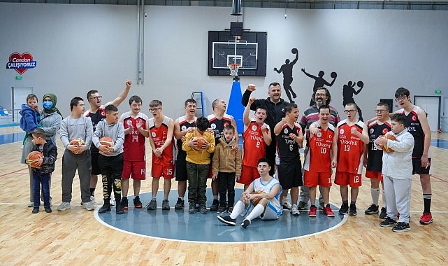 Saray Belediye Başkanı Abdül Taşyasan, Down Sendromlular Dünya Şampiyonası’na Saray’da