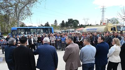 Kemer Belediye Başkanı Necati Topaloğlu, Ramazan Bayramı öncesi belediye personeli