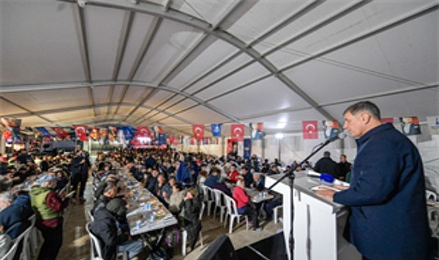 İzmir Büyükşehir Belediyesi’nin ramazan ayı boyunca kentin farklı ilçelerinde düzenlediği