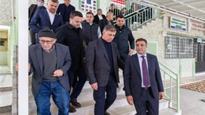 İzmir Büyükşehir Belediye Başkanı Dr. Cemil Tugay, Ramazan Bayramı’nı  Buca’da