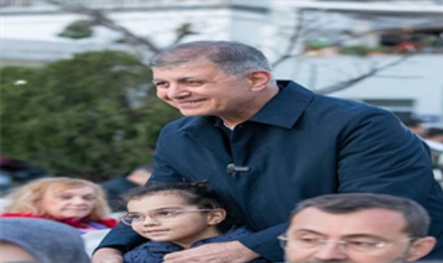 Bornova’daki iftarda konuşan İzmir Büyükşehir Belediye Başkanı Dr. Cemil Tugay,