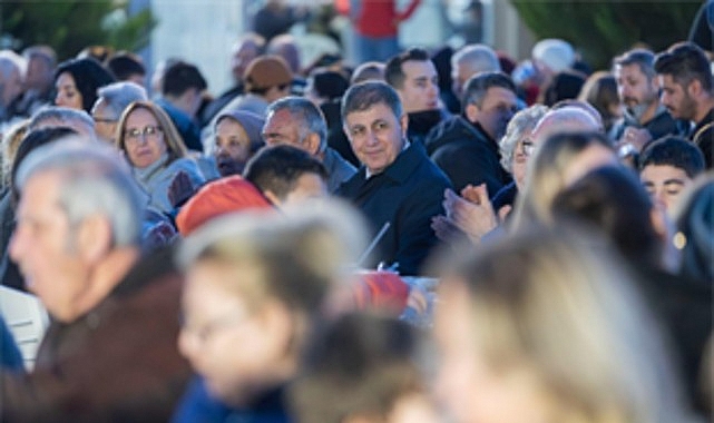 İzmir Büyükşehir Belediye Başkanı Dr. Cemil Tugay, Güzelbahçe'de düzenlenen iftarda