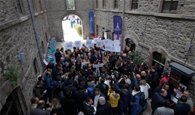 Vakıflar Genel Müdürlüğü’nün, mülkiyeti İzmir Büyükşehir Belediyesi’nde olan Meslek Fabrikası