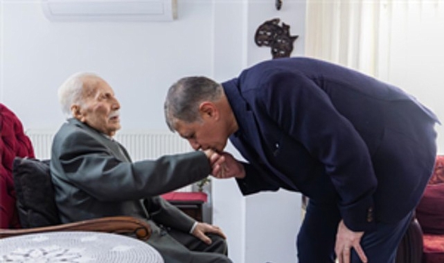 İzmir Büyükşehir Belediye Başkanı Dr. Cemil Tugay, 14 Mart Tıp