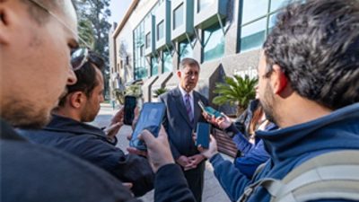 İzmir Büyükşehir Belediye Başkanı Dr. Cemil Tugay, kentin simge yapılarından