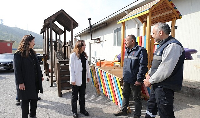 Karşıyaka Belediye Başkanı Yıldız Ünsal, Örnekköy Şantiye Tesisleri’nde ve ana