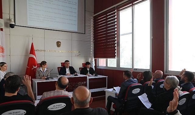 Seferihisar Belediyesi’nin Mart ayı olağan meclis toplantısı, Belediye Başkanı İsmail