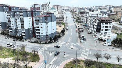 Geçmiş dönemlerde Çayırova ilçesinde önemli üstyapı yatırımlarına imza atan Kocaeli