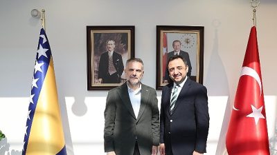 İstanbul Bayrampaşa Belediyesi, “Balkanlar’da Kardeşlik Ramazanı” programı kapsamında Sırbistan’ın Novi