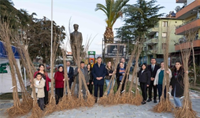 İzmir Büyükşehir Belediye Başkanı Dr. Cemil Tugay, ramazan ayında Beydağ’da