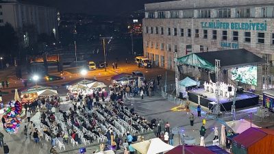 Nilüfer Ramazan Sokağı etkinlikleri kapsamında düzenlenen Bosna gecesinde, Balkan kültürü