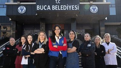 Buca Belediyesi'nin emekçi kadınları 8 Mart'ta "Biz Varız" diyerek eşitlik