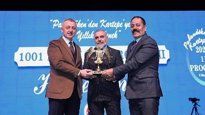 Kocaeli Büyükşehir Belediye Başkanı Tahir Büyükakın, Kocaeli Kongre Merkezi’nde düzenlenen