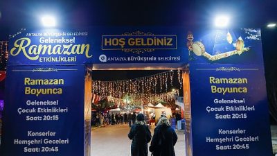 Antalya Büyükşehir Belediyesi tarafından Cam Piramit’te düzenlenen Geleneksel Ramazan Etkinlikleri