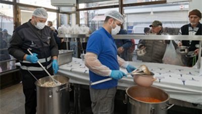 İzmir Büyükşehir Belediyesi’nin iki yılda yürüttüğü sosyal destek programları yüz