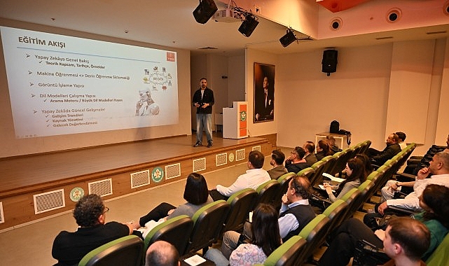 Manisa Büyükşehir Belediyesi, yönetici ve personelin dijital yetkinliklerini artırmak amacıyla