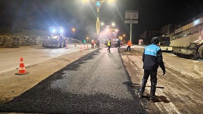 Kocaeli Büyükşehir Belediyesi, şehir genelinde yol yenileme ve asfalt serimi