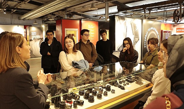 Kocaeli Büyükşehir Belediyesi bünyesinde hizmet veren Kocaeli Fotoğraf Teknolojisi Müzesi,