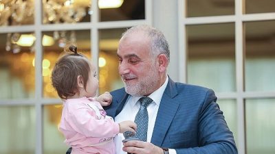 Canik Belediye Başkanı İbrahim Sandıkçı, ailelere 6 bin TL destek