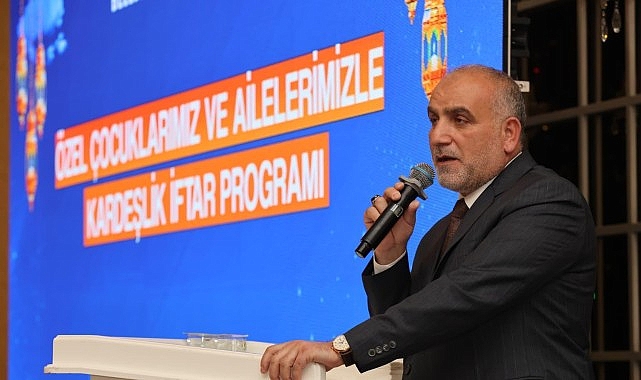 Canik Belediye Başkanı İbrahim Sandıkçı, özel çocuklar ve aileleriyle iftar